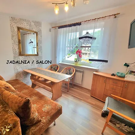 Kacperek Samo Centrum, Willowa 4a - 2 Sypialnie, Salon - Dla Rodziny 4-5 Os Apartment