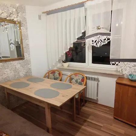 شقة Kacperek Samo Centrum, Willowa 4a - 2 Sypialnie, Salon - Dla Rodziny 4-5 Os